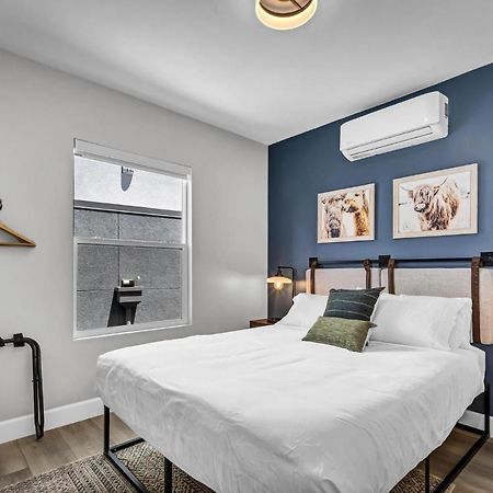 Two Bedroom-Queen In Master. Heart Of Downtown Vista Eksteriør bilde
